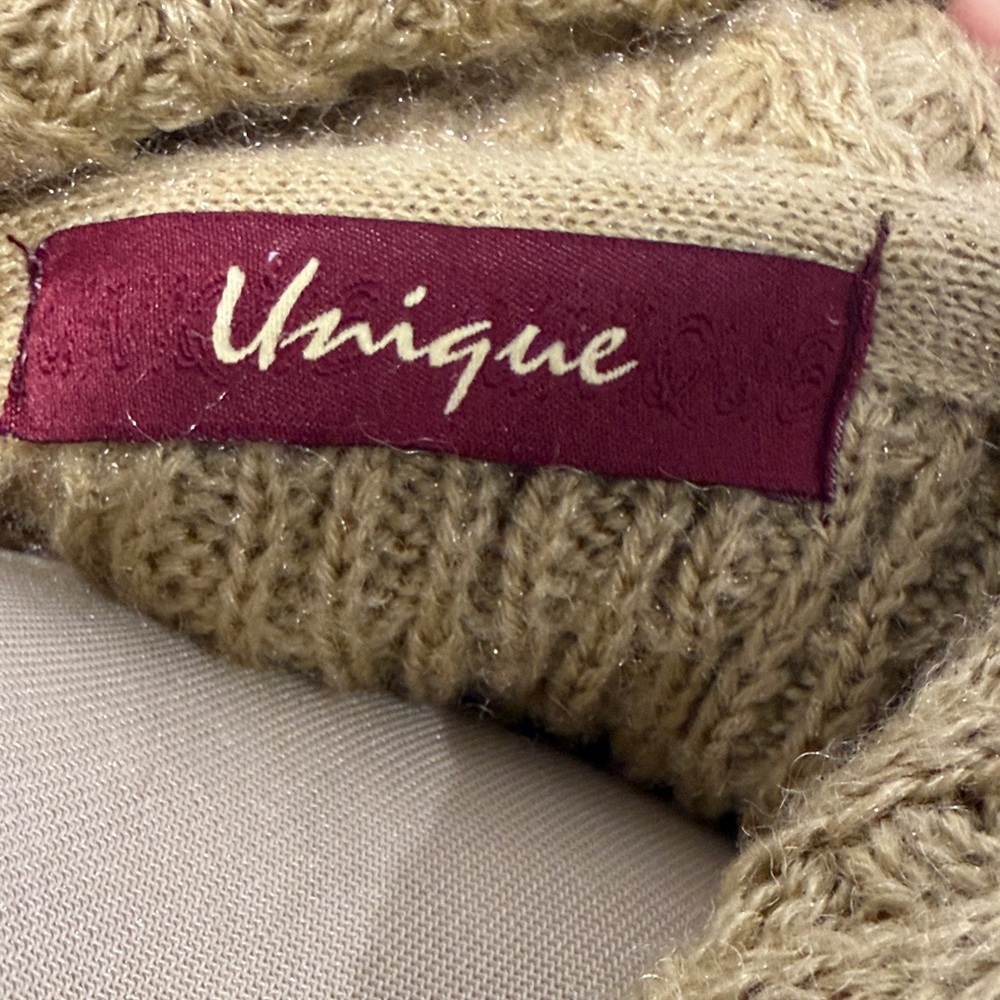 Unique Knit Button-Up Cardigan Beautiful Buttons - Picture 2 of 6